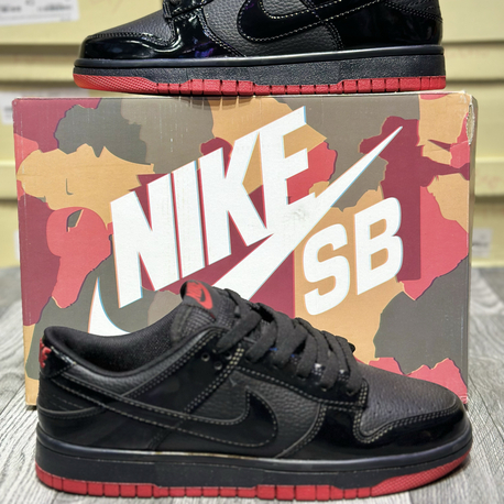 NİKE DUNK LOW RED BLACK RUGAN SNEAKER