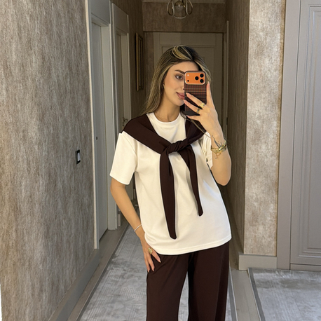 Bağlama detaylı oysho etiketli takım