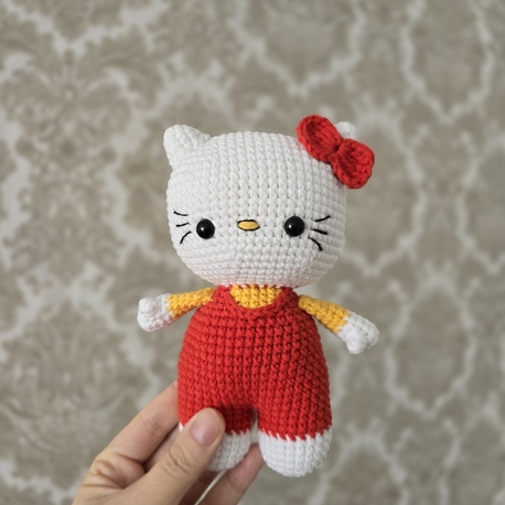 hello kitty oyuncak