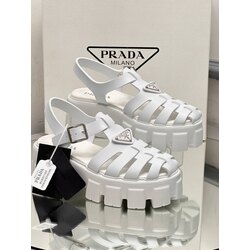 Prada Sandalet