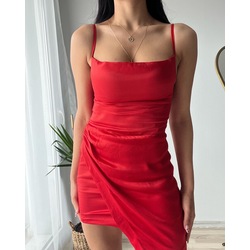 Zara Model Kırmızı Renk Saten Elbise
