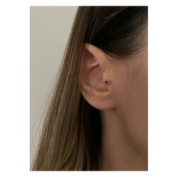 Kadın Minimal Koyu Pembe Taşlı Kalpli Tragus Kıkırdak Piercing