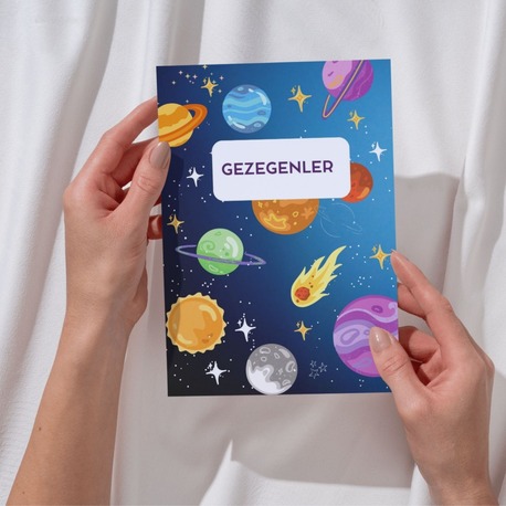 Gezegenlerle Macera Dolu Bir Etkinlik Kitabı