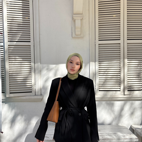 SİYAH FEMİNEN BLAZER