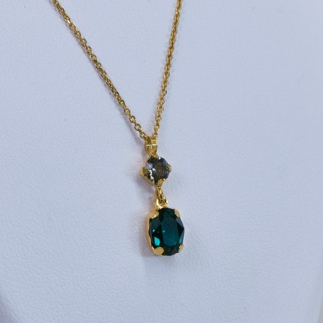 Emerald Cascade Radiance Kolye