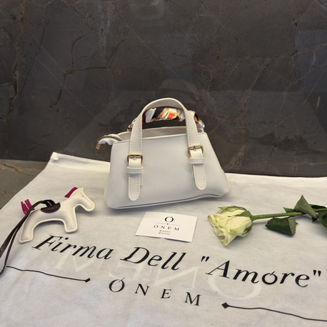 Onem - Love Of Mini White
