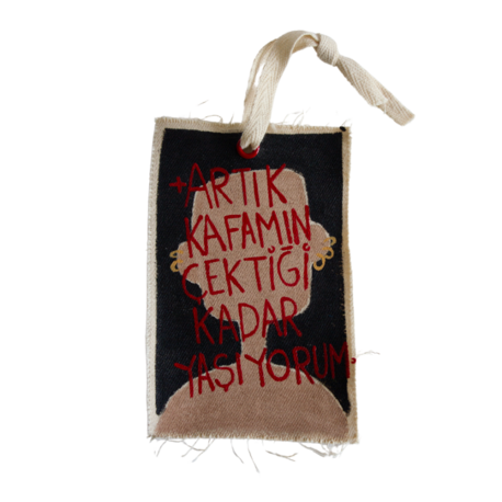 Artık Kafamın Çektiği Kadar Yaşıyorum Charm