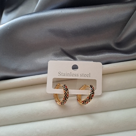 Gold Renkli Pirinç Küpe 