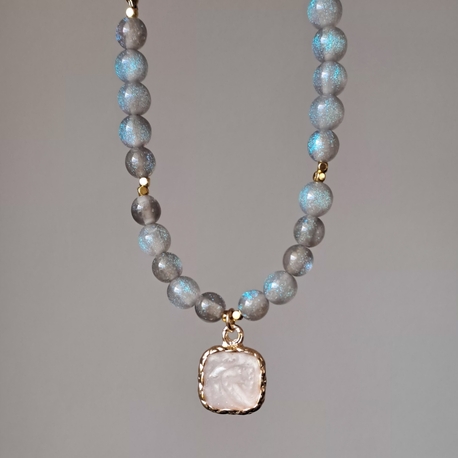 Moon Pearl Kolye