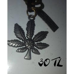 Bitki motifli kolye