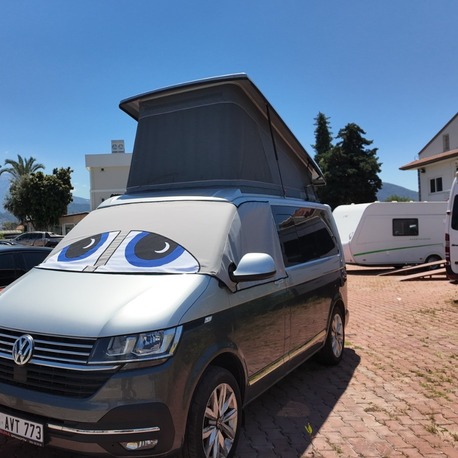 Volkswagen T5-T6 Oto Cam Güneşliği Premium Isı Yalıtımlı ve %100 Karartmalı 