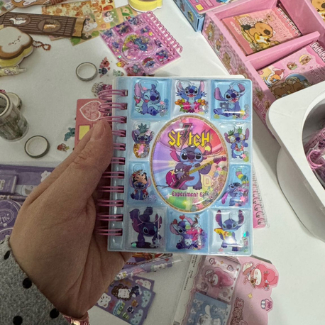 Stitch sulu defter