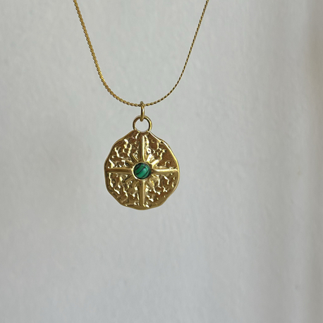 Yeşil Boncuk Gold Plaka Kolye | Çelik
