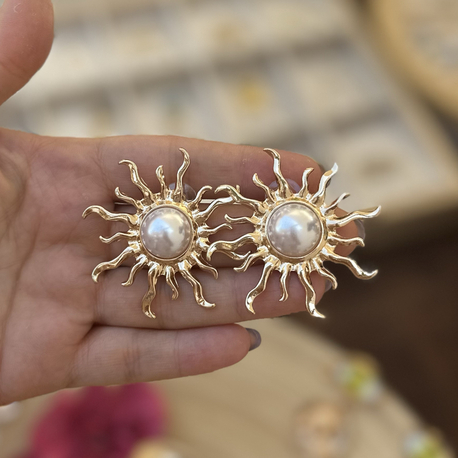 Gold Beyaz Güneş Küpe