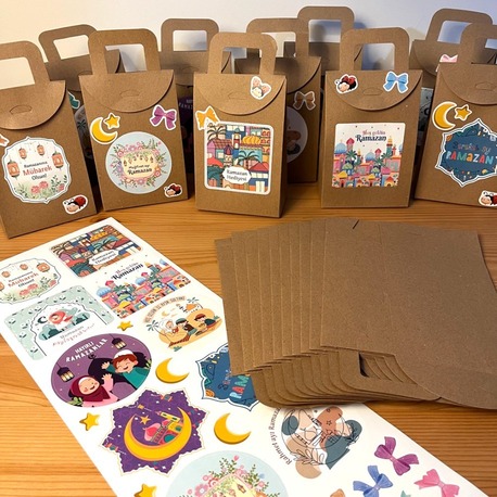 Stickerli Ramazan Hediye Kutuları (10 adet)