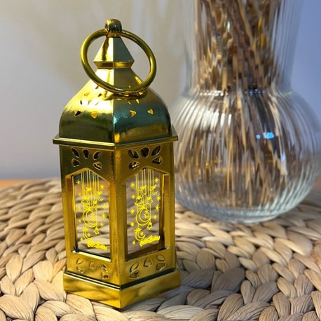 Ramazan LED Kandil – Pilli, Altın Renkli (Orta boy)