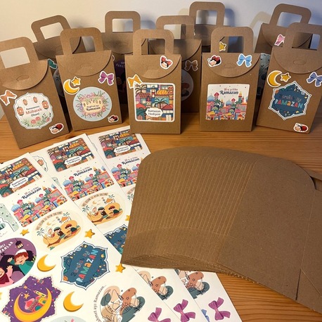 Stickerli Ramazan Hediye Kutuları (30 adet)