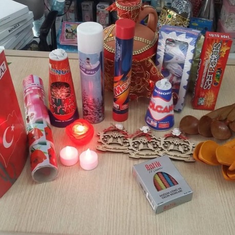 Gösteri ve parti malzemesi seti