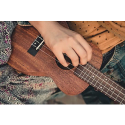 UKULELE DERSİ