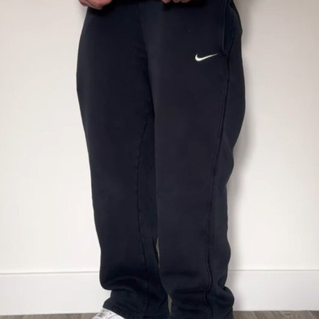 SİYAH EŞOFMAN BAGGY 2 İplik KUMAŞ