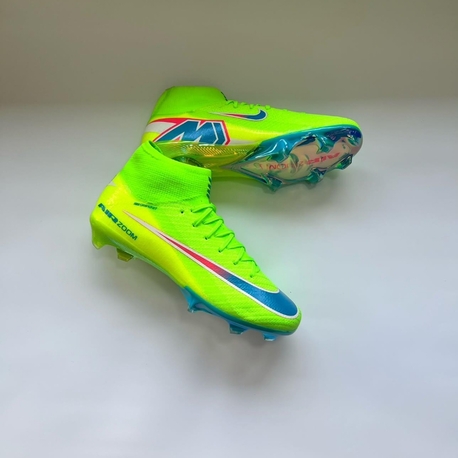 NİKE MERCURİAL SUPERFLY 