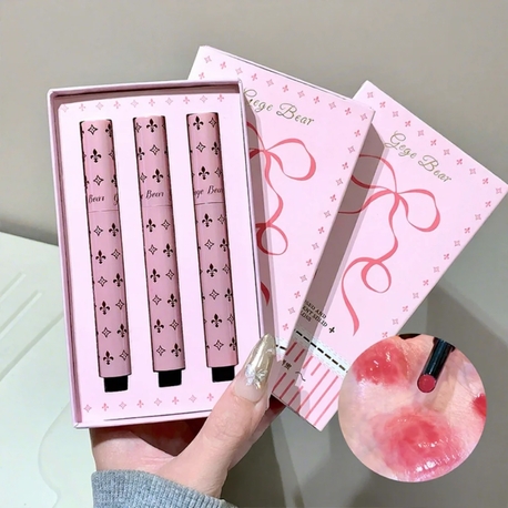 gege bear lip glaze