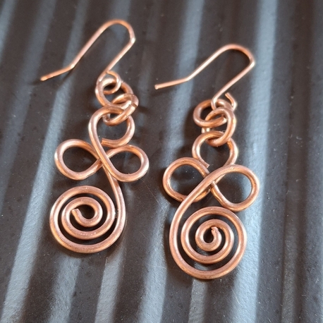 PH127KP Bakır Spiral Uçlu Yonca Küpe