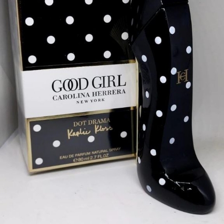 Carolina Herrera Dot Drama Kadın