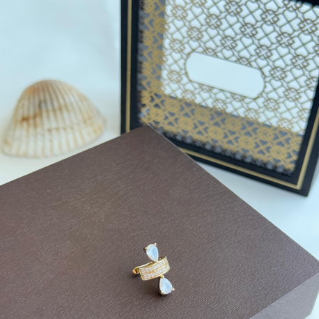 Damla Taşlı Earcuff