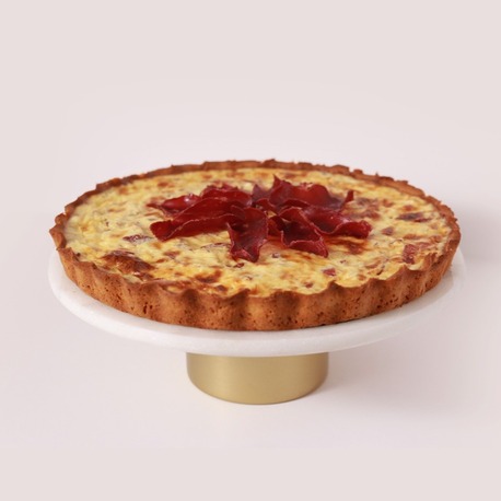 Üç Peynirli & Pastırmalı Kiş (8-10 dilim)