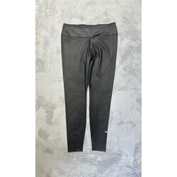 Nike Tayt - L / 40