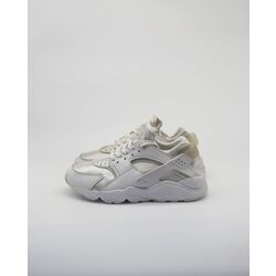 Nike Air Huarache Triple White