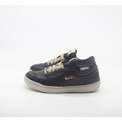 Nike Court Vintage Premium