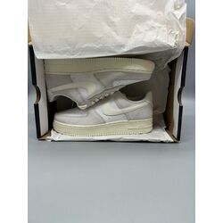 Nike Air Force 1 LV8