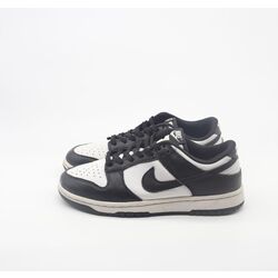 Nike Sneaker