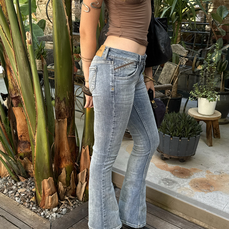 DÜŞÜK BEL VİNTAGE FLARE JEAN 