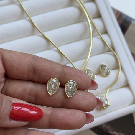 Golden Oval Drop Küpe 
