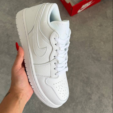 Air Jordan 1 Low Triple White