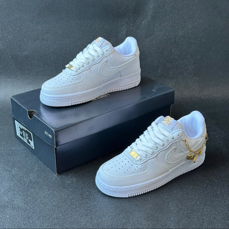 Nike Air Force 1 Low