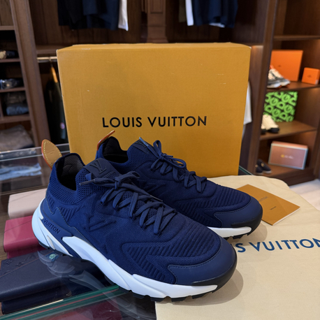 LV 