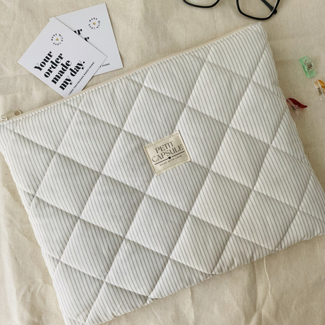 Gri çizgili Kitap&Macbook çantası