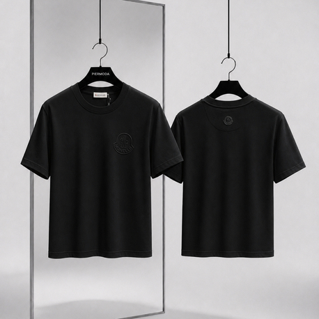Moncler premium   T-shirt 