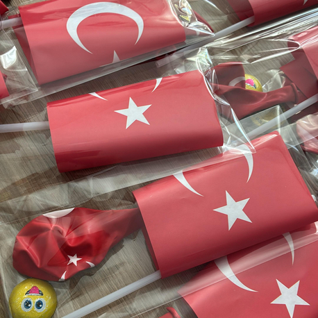 Bayrak balon çikolata 