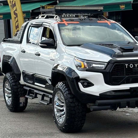 Toyota Hilux Uyumlu Lazer Kesim Yan Çelik Basamak Çift Ayaklı