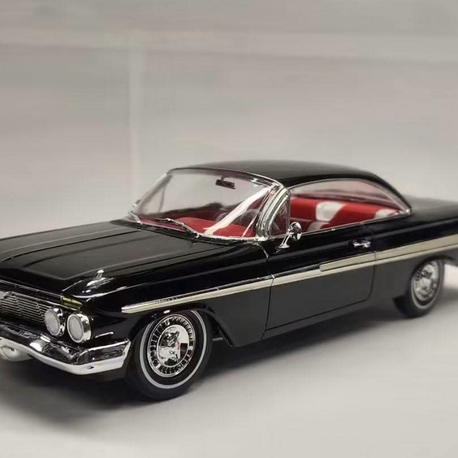 1:18 Sun Star 1961 Chevrolet Impala SS 409 Black