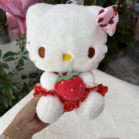 Çilek Hellokitty peluş 