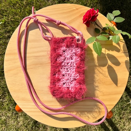 Rosa • phone pocket