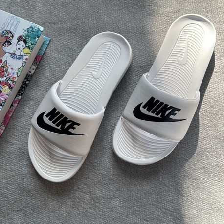 Nike Victori One Slide Beyaz erkek terlik