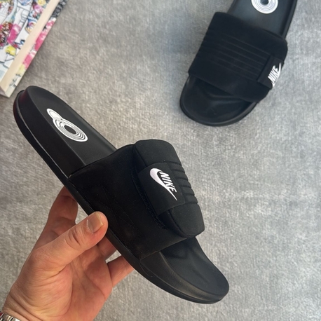 Nike Offcourt Adjust Slide erkek terliği