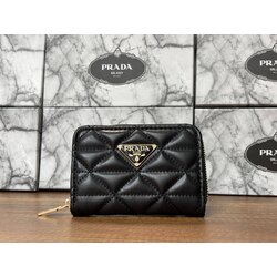 Prada cüzdan 